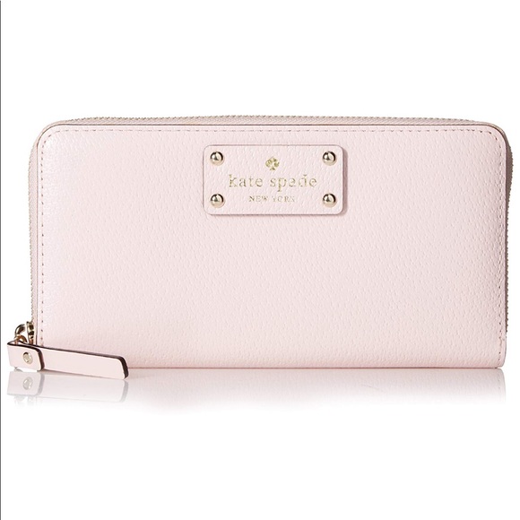 kate spade Handbags - Kate Spade Wellesley Neda Wallet in Moussfrost